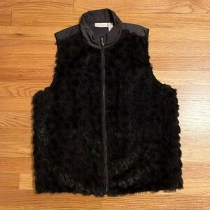 Chico’s Black Faux Fur Vest Size Medium Excellent Condition